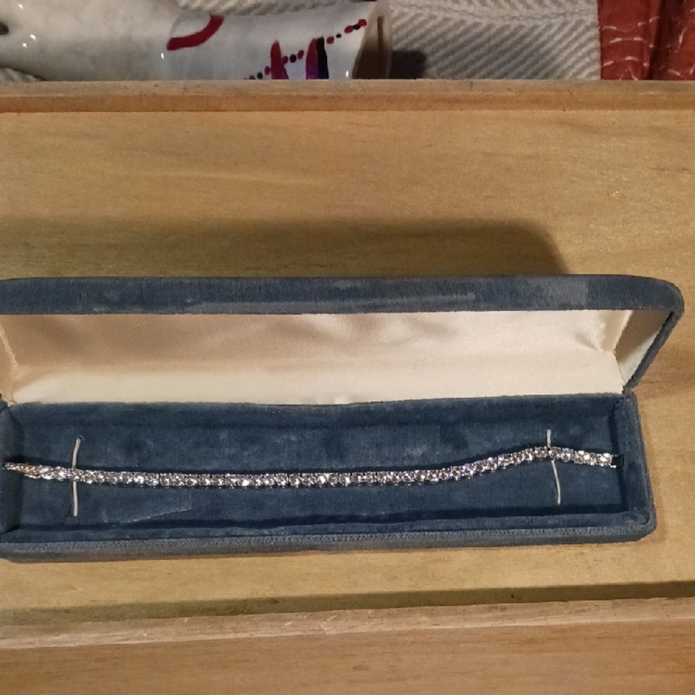 Elegant Silver Bracelet